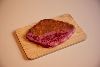 Croissant de mantequilla flat