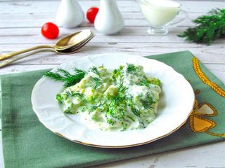 Брокколи со сливками 