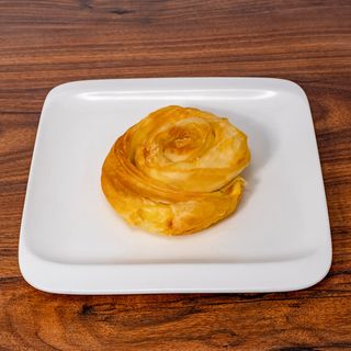 Burek motani sa sirom 180g