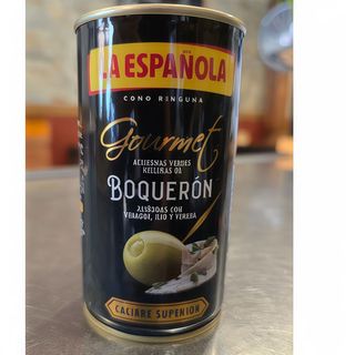 Olivas verdes rellenas de Boquerón en vinagre