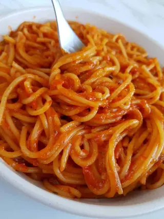 Spaghetti With Egg
