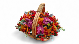 Jesenja korpa s cvećem