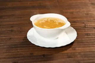 18. Supă de porumb cu ou şi pui