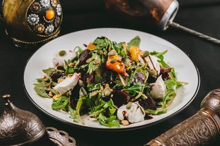 Салат из руколы , свеклы и апельсина (250 г)