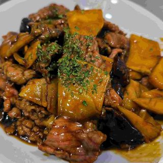 Ternera Con Bambú Y Setas