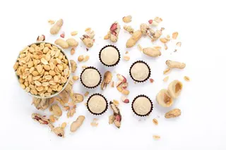 Brigadeiro de Amendoim Recheado