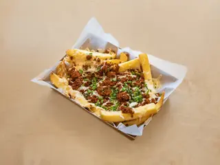 Frytki z wołowiną tex mex