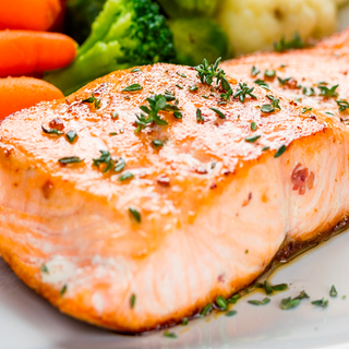 ორაგული გრილზე ბოსტნეულით