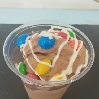 Sandy choco emanems