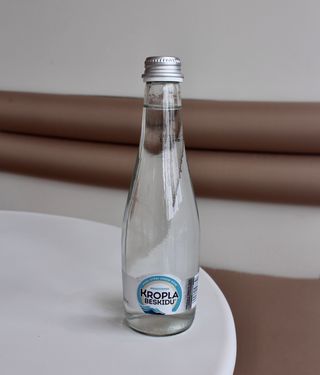 Woda niegazowana 0,3l