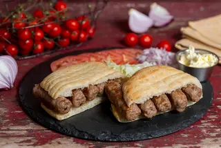 Naši ćevapi  u somunu 350g