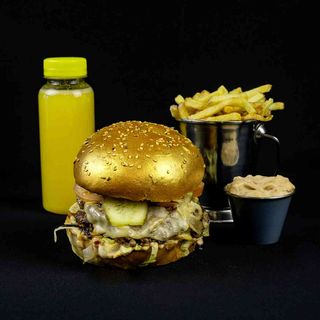 Combo Smashed Golden Burger