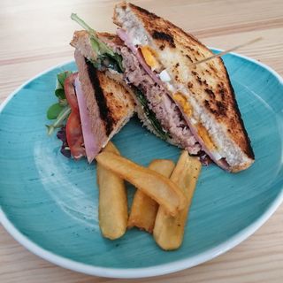 Sándwich Vegetal de Atun