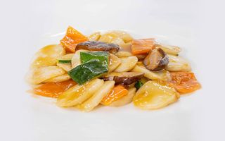 609 Gnocchi di riso con verdure cucina cinese