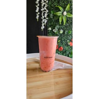 Strawberry Milk Tea 