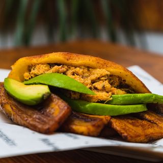 Empanada Triple Operada