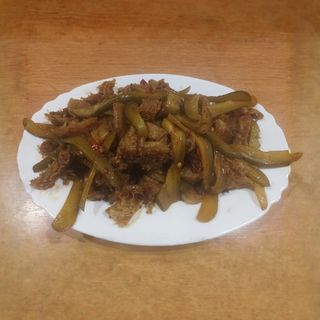 443. Телешко шкембе с мариновани краставички , Люто(300гр)