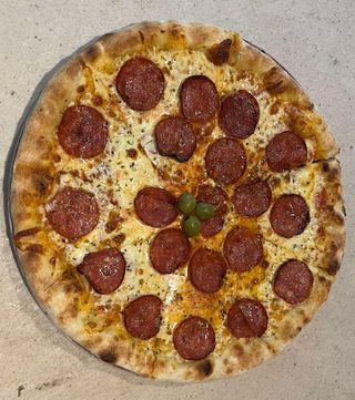 Pizza Salami mala 28 cm