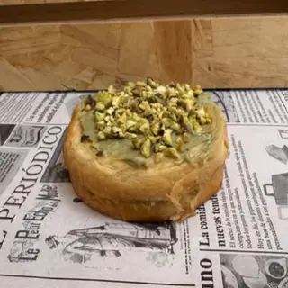 New york roll con pistacho