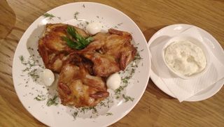 Три перепелки а-ля Табака