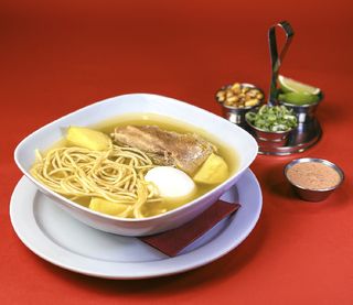 Caldo de gallina viuda