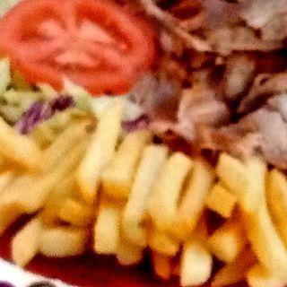 Menú Plato kebab/plato sultan con patatas 