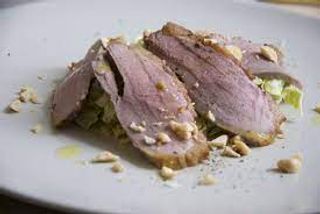 Ali di anatra affumicato