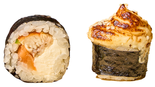 Печенный ролл с лососем