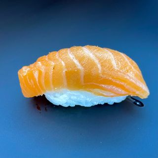 Nigiri zushi sake