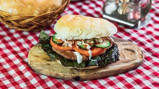 Pljeskavica 120g u lepinji