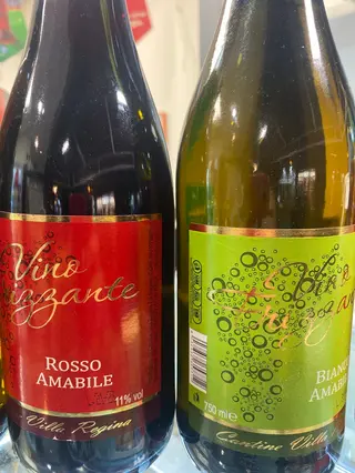 Vino Frizzantte rosso o bianco