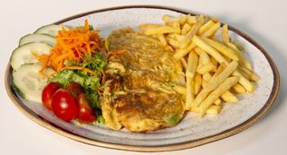 Omelete de Cebola e Salsa