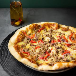 Pizza Barbacoa, cebolla y bacon (33 cm.)