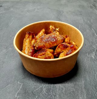 Курячі крильця гострі в Медовому соусі (6шт)