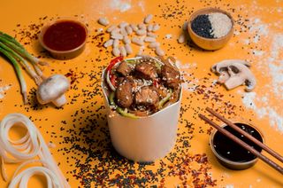 ბრინჯის ატრია ღორის ხორცით