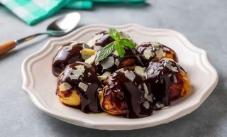 Profiteroles