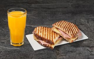 Menu Tosta Mista + Compal Tutti Frutti