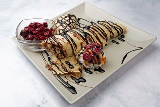 Palačinka sa Eurokremom Takovo, Plazmom i višnjom