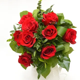 Buchet 9 trandafiri rosii
