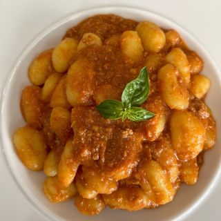 Gnocchi con salsa Boloñesa (Pasta fresca) 