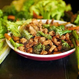 Frango com brócolis