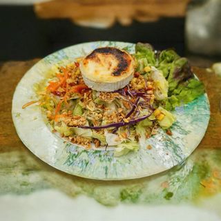 Amanida Tèbia De F. De Cabra