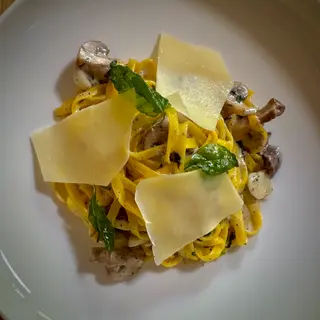 Tgliatelle Al Tartufo
