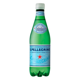 Agua mineral natural con gas S.Pellegrino 500ml