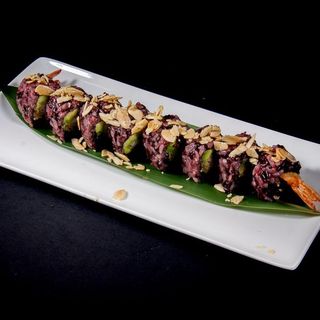 Uramaki crunch roll