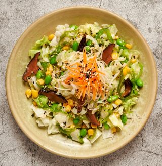 Азиатска салата (190гр)