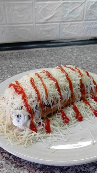 Palačinka sa pavlakom, goveđom pršutom, kačkavaljem, pečurkama