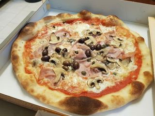 12. Pizza classica 4 stagioni