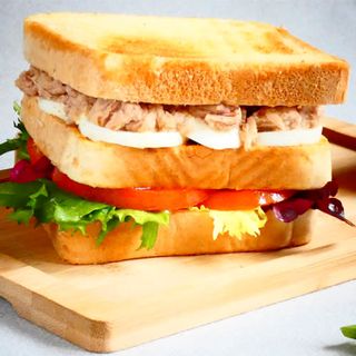 Doble Sándwich Salsero