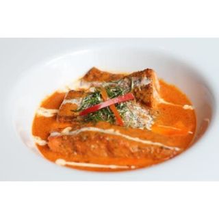 76 - Pescado salmón